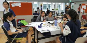CUBE 2016 participants prototyping on APRIL’s PaperOne