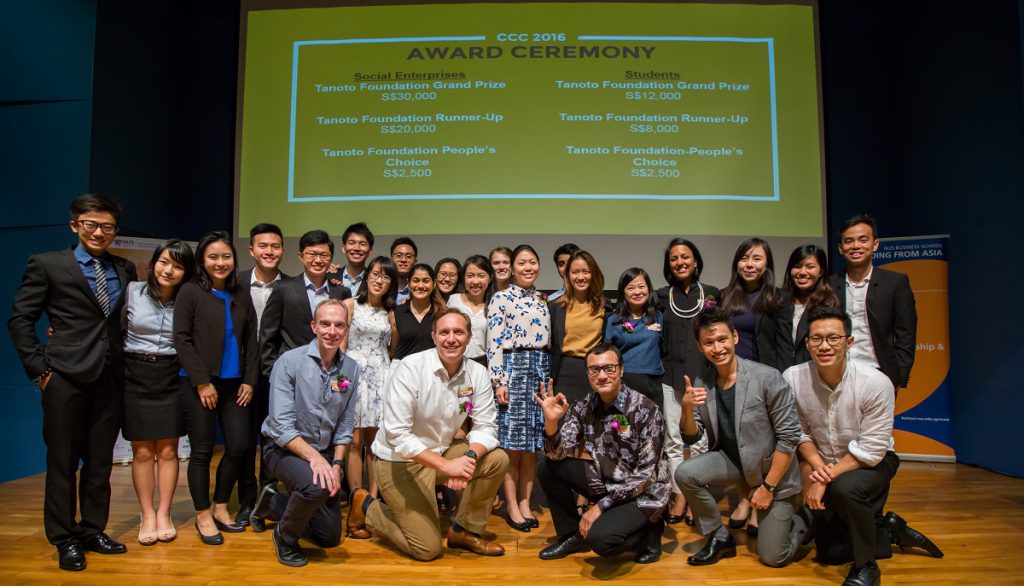 Belinda Tanoto with winners of Crossing the Chasm Challenge 2016