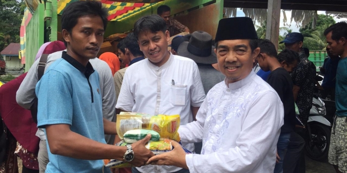 APRIL Group Supports Flood Relief in Riau Province