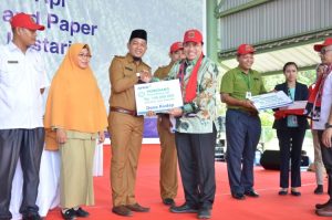 Sihol Aritonang Congratulates Fire Free Village