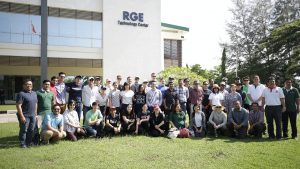 Wharton and SMU students visit RGE companies' operations in Pangkalan Kerinci.