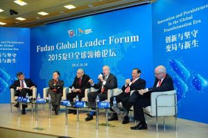 RGE Chairman Sukanto Tanoto with fellow panellists at the 3rd Plenary Session for the 1st International Advisory Board of the School of Management