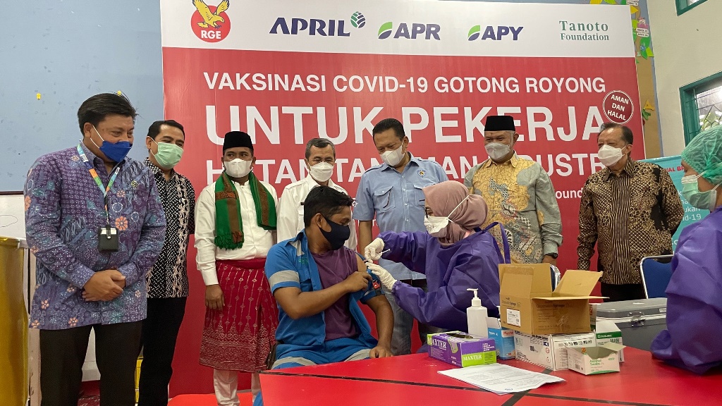 APRIL APR Gotong Royong Vaccination Riau